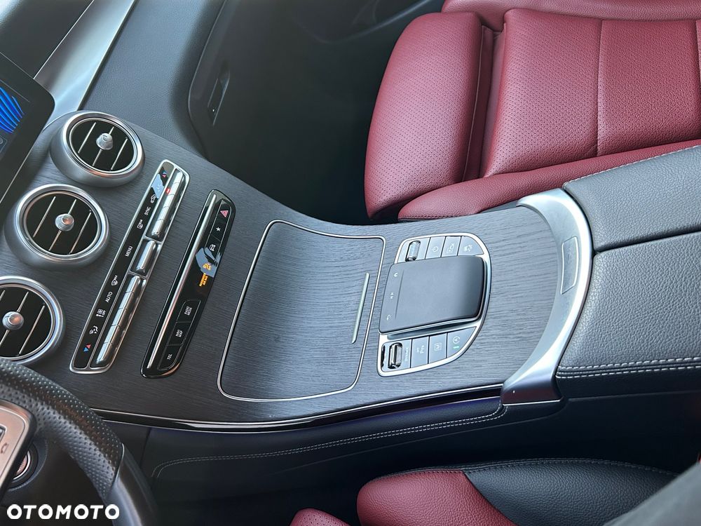 Mercedes-Benz GLC - 19