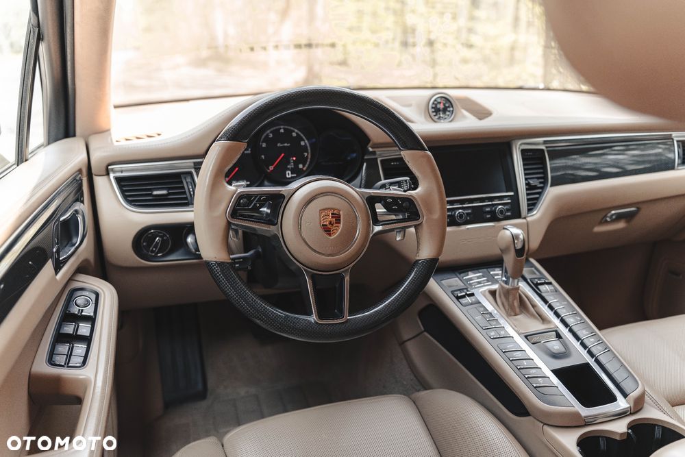 Porsche Macan - 8