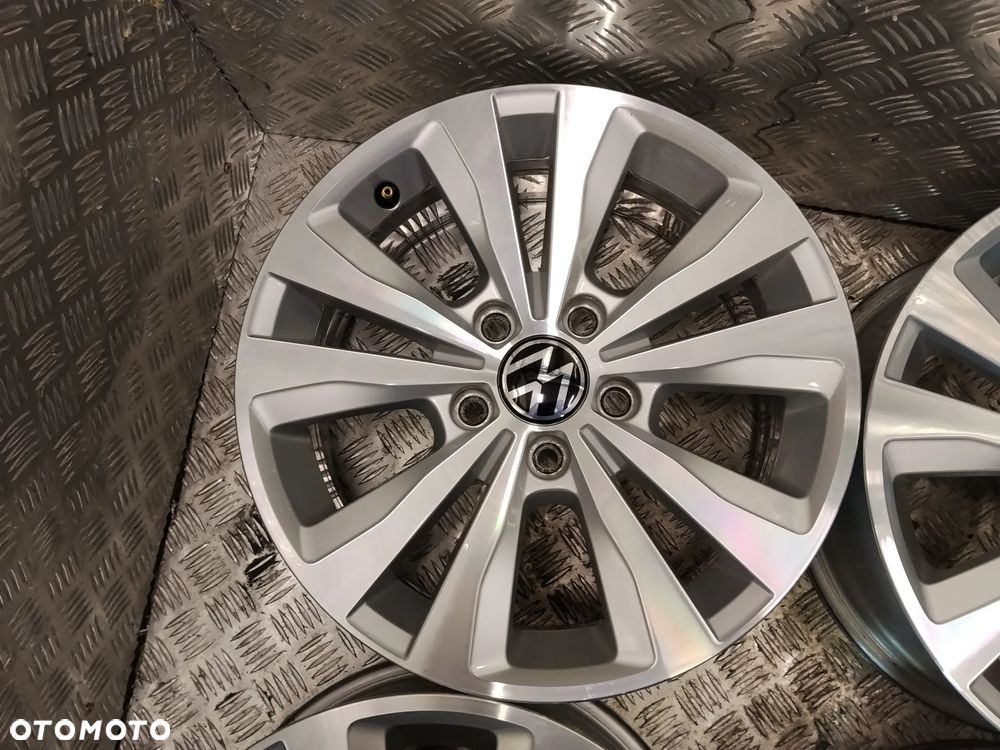 Felgi Vw Golf VI VII Passat Caddy T-Roc Tiguan Touran 6,5Jx16 et46 5x112 - 5