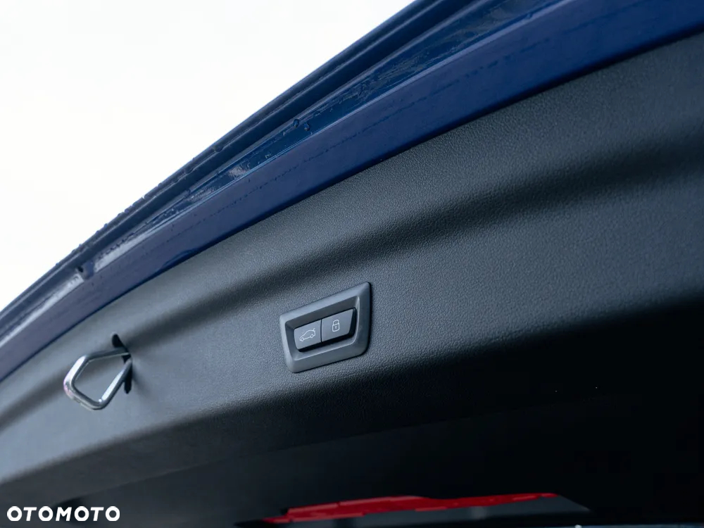 BMW X1 sDrive20i - 16