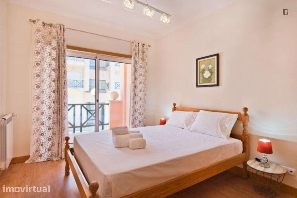 Apartamento com 4 quartos - localizado em Setubal - Grande imagem: 2/58
