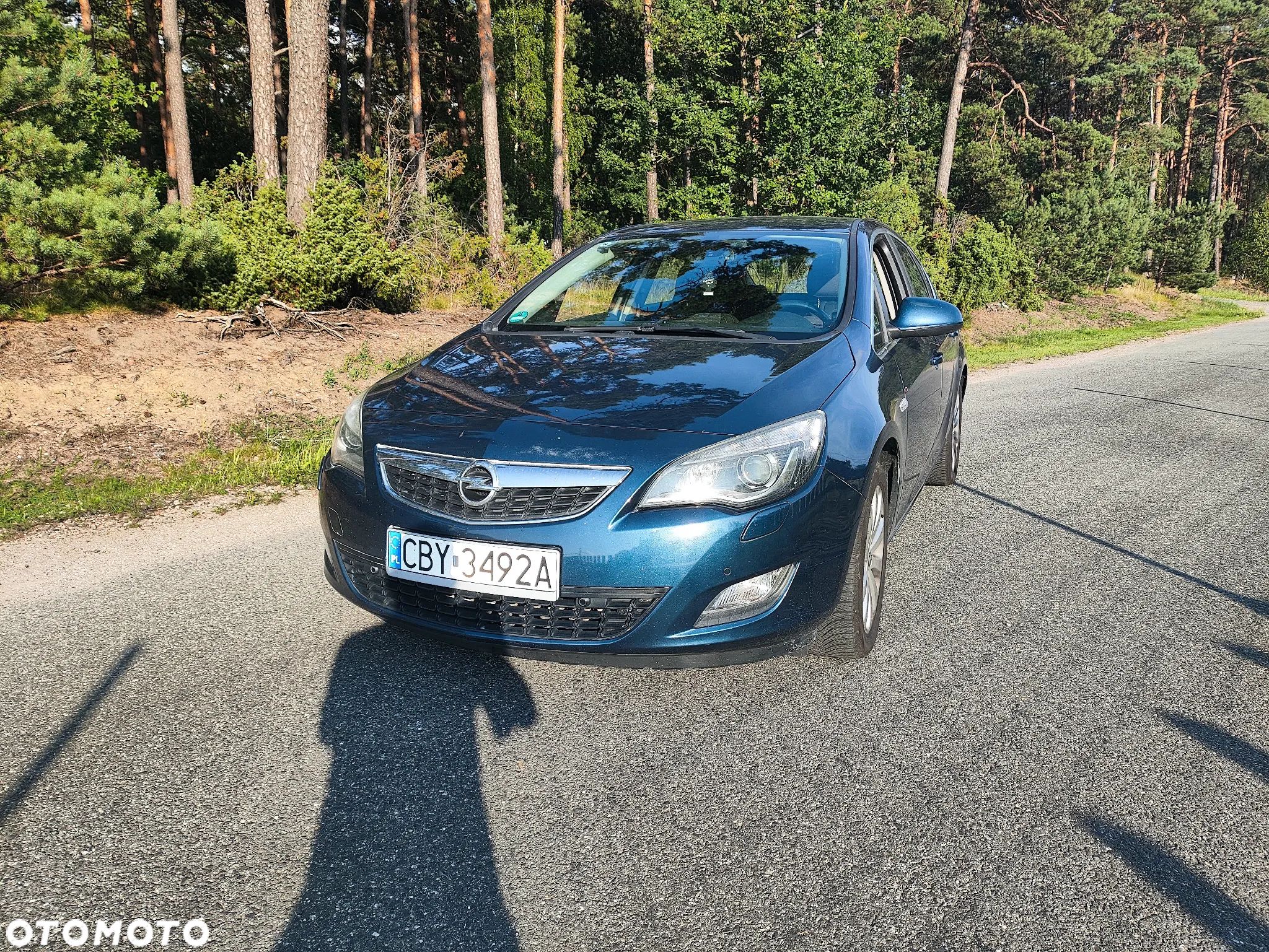 Opel Astra 1.4 Turbo Exklusiv - 1