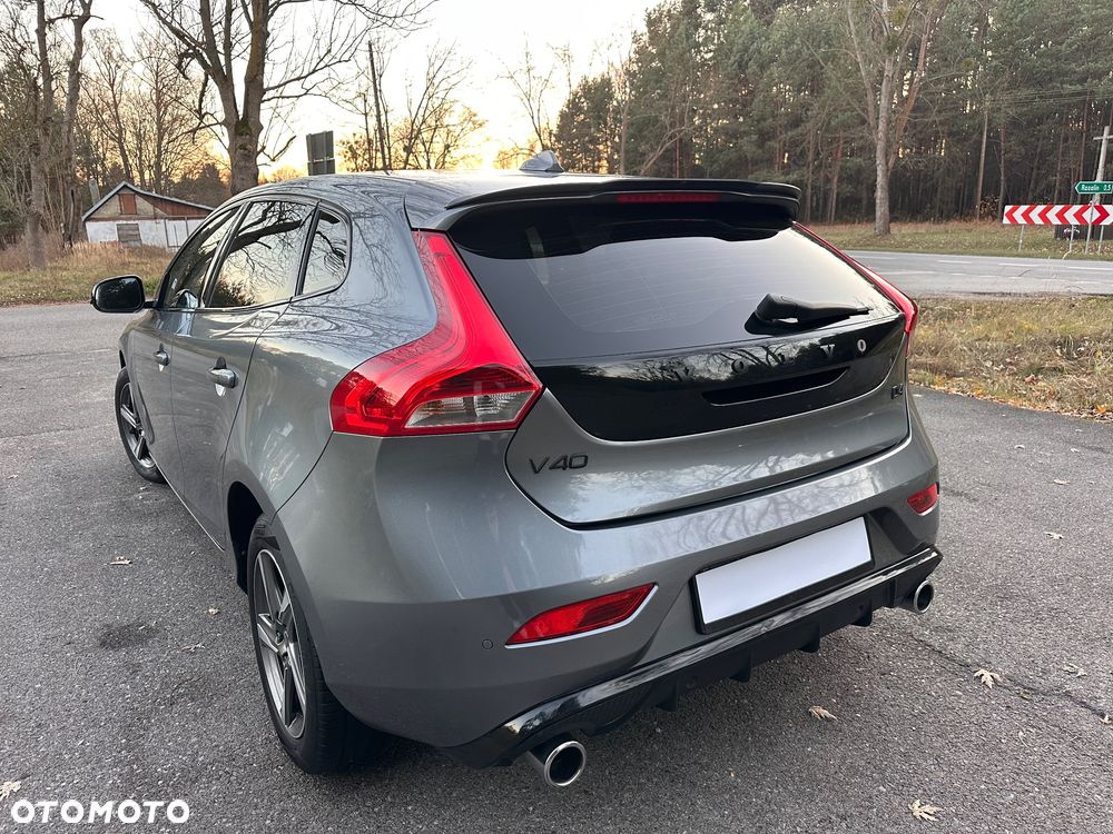 Volvo V40 D4 Drive-E R-Design Momentum - 10