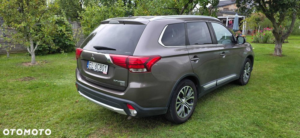 Mitsubishi Outlander 2016 photo 3