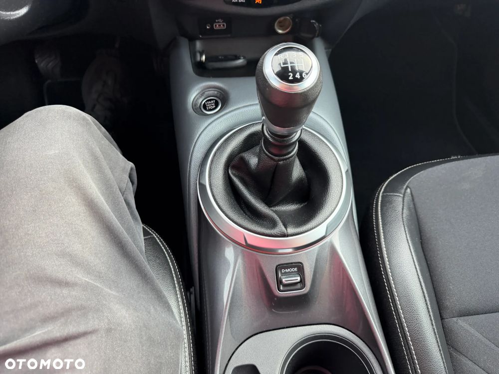 Nissan Juke 1.0 DIG-T N-Connecta - 21