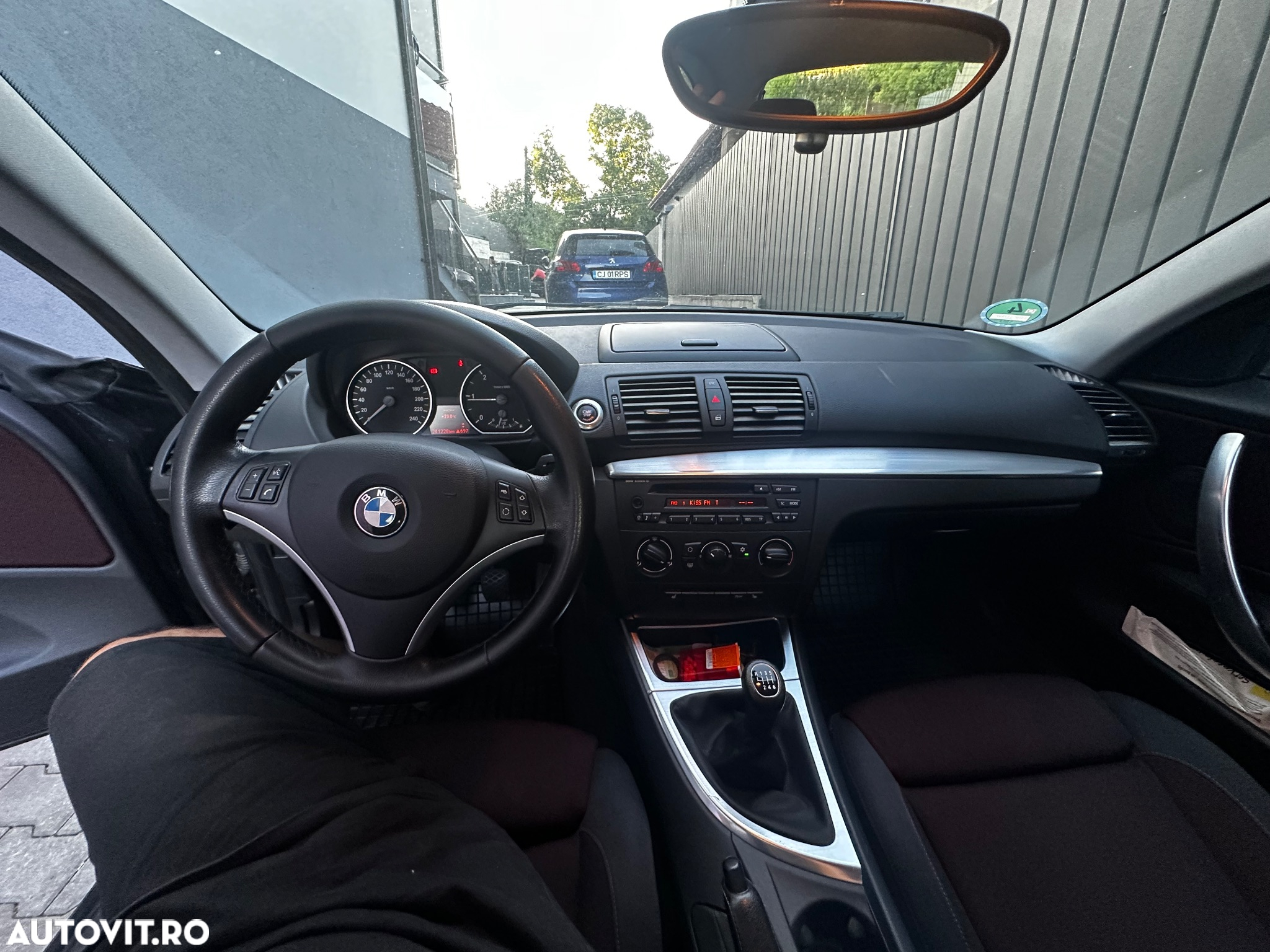BMW Seria 1 118d - 8