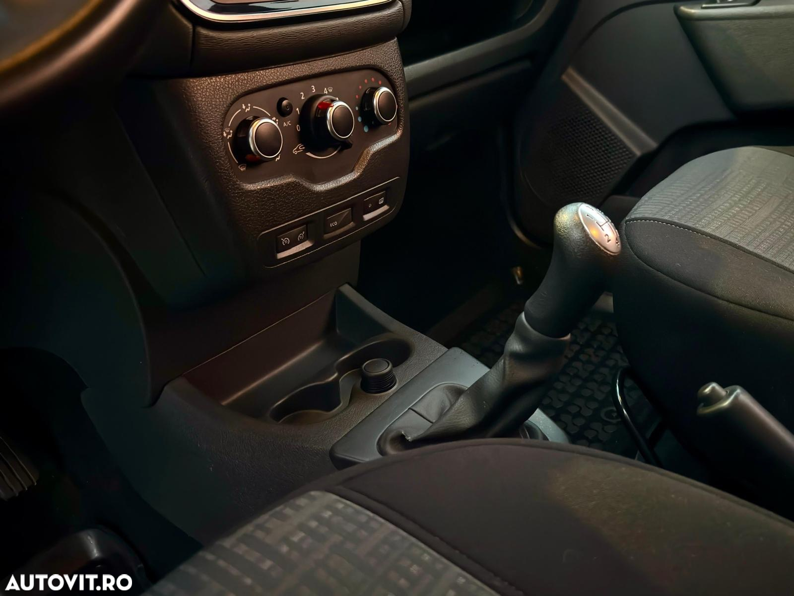 Dacia Dokker 1.6 SCe Stepway - 19