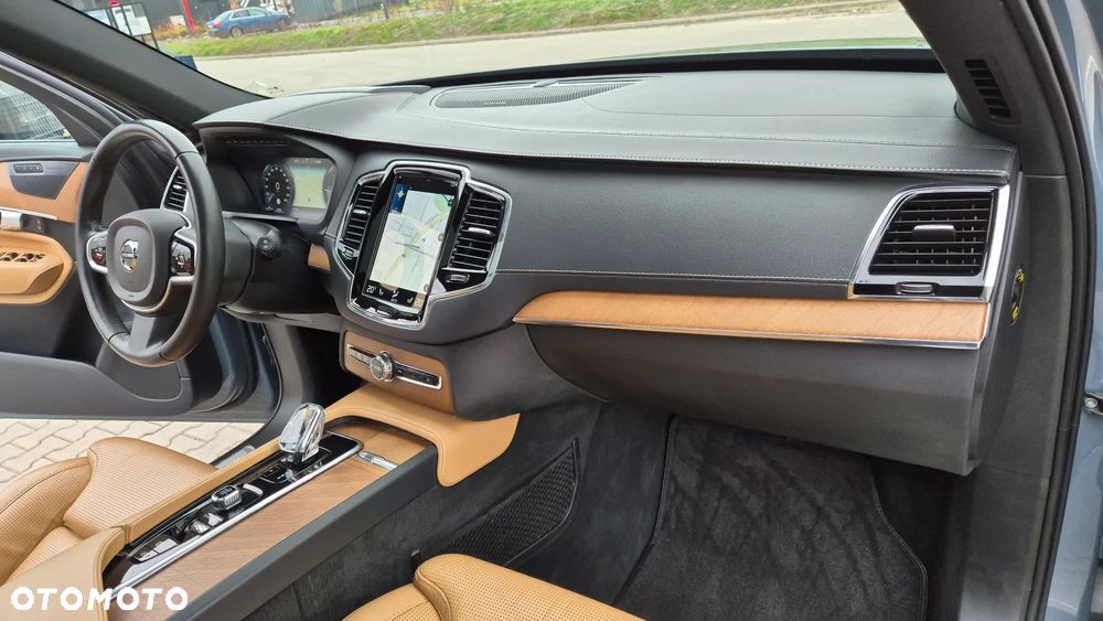 Volvo XC 90 T8 AWD Plug-In Hybrid Inscription 7os - 25