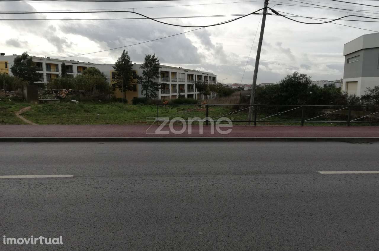 Terreno Urbano em Abóboda 1.838m2 - Grande imagem: 2/4