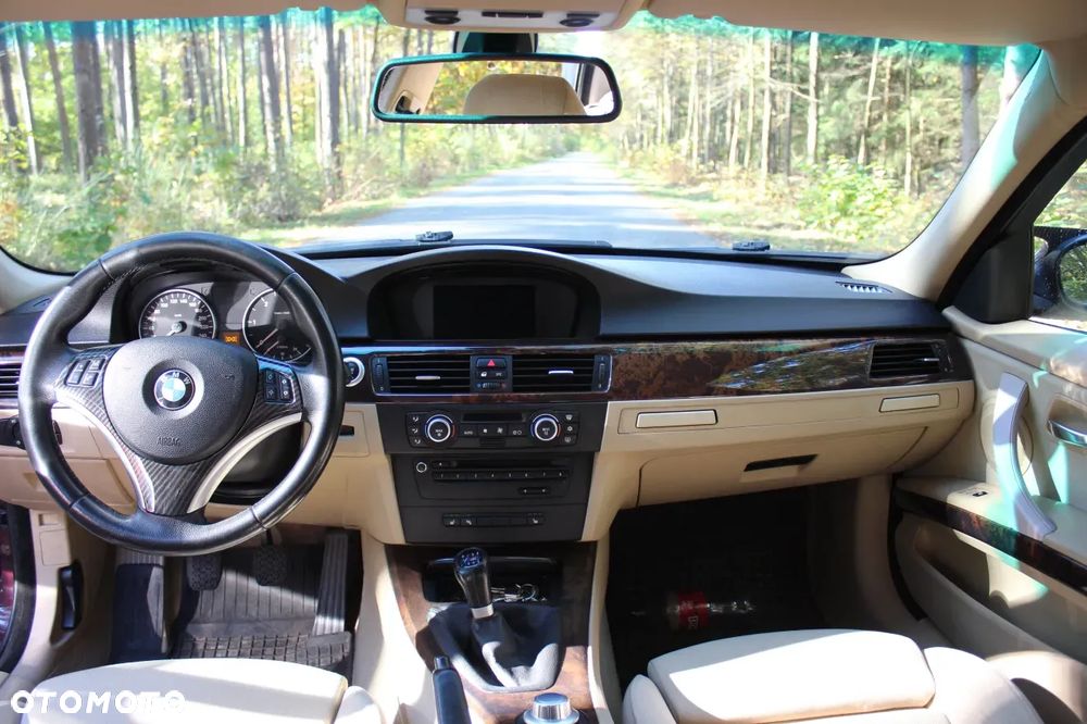 BMW Seria 3 320d - 4