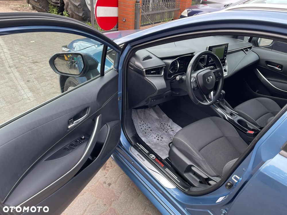 Toyota Corolla 1.8 Hybrid Executive - 11