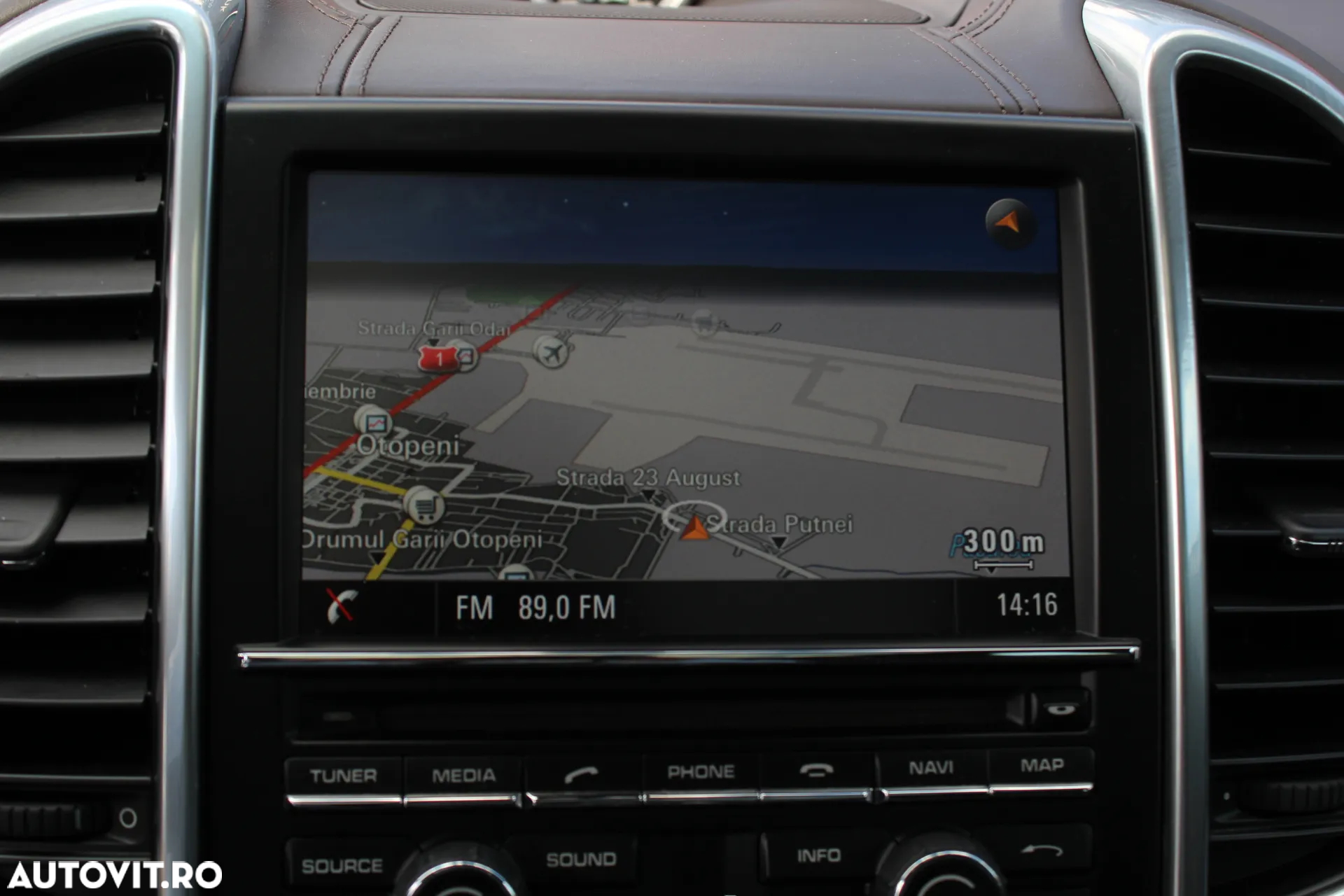 Porsche Cayenne Diesel Platinum Edition - 13