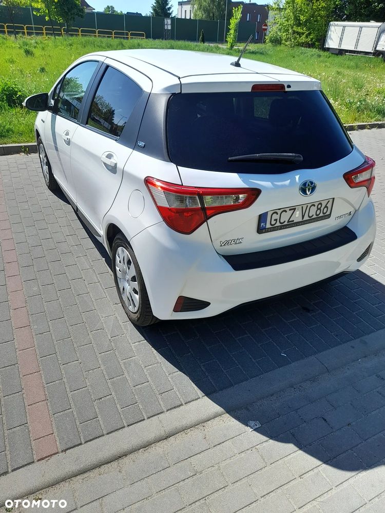 Toyota Yaris - 7