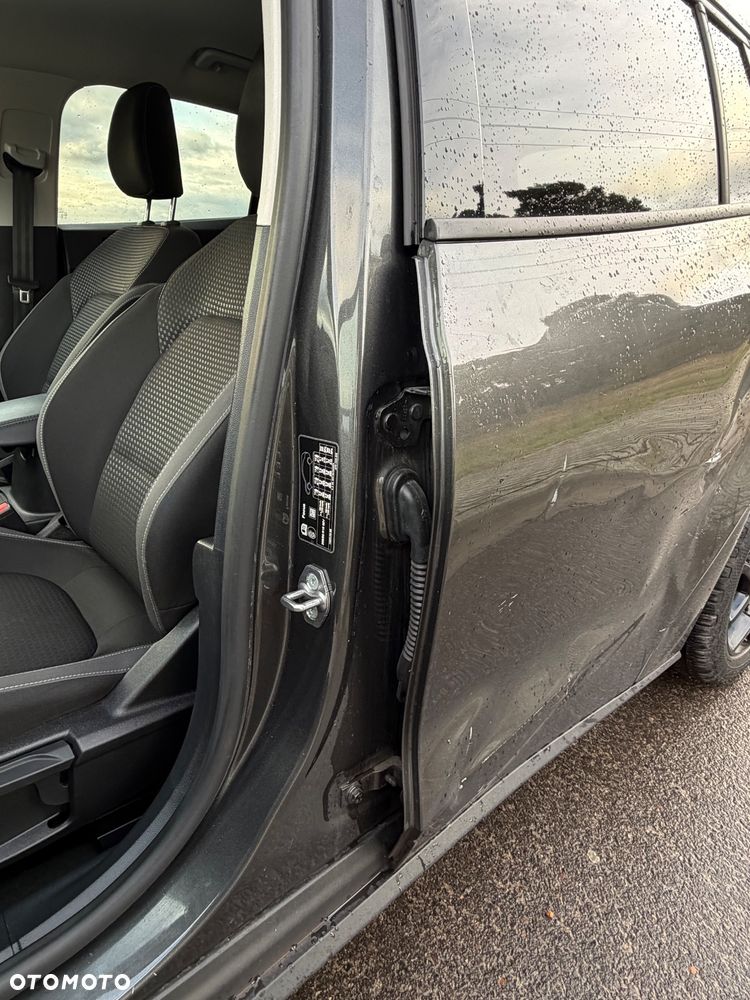 Ford Focus Turnier 1.0 EcoBoost Start-Stopp-System COOL&CONNECT DESIGN - 24