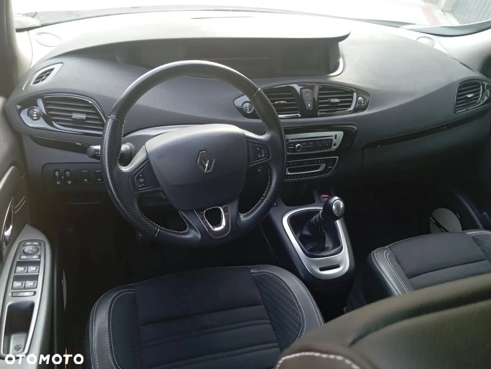Renault Scenic ENERGY TCe 130 BOSE EDITION - 6
