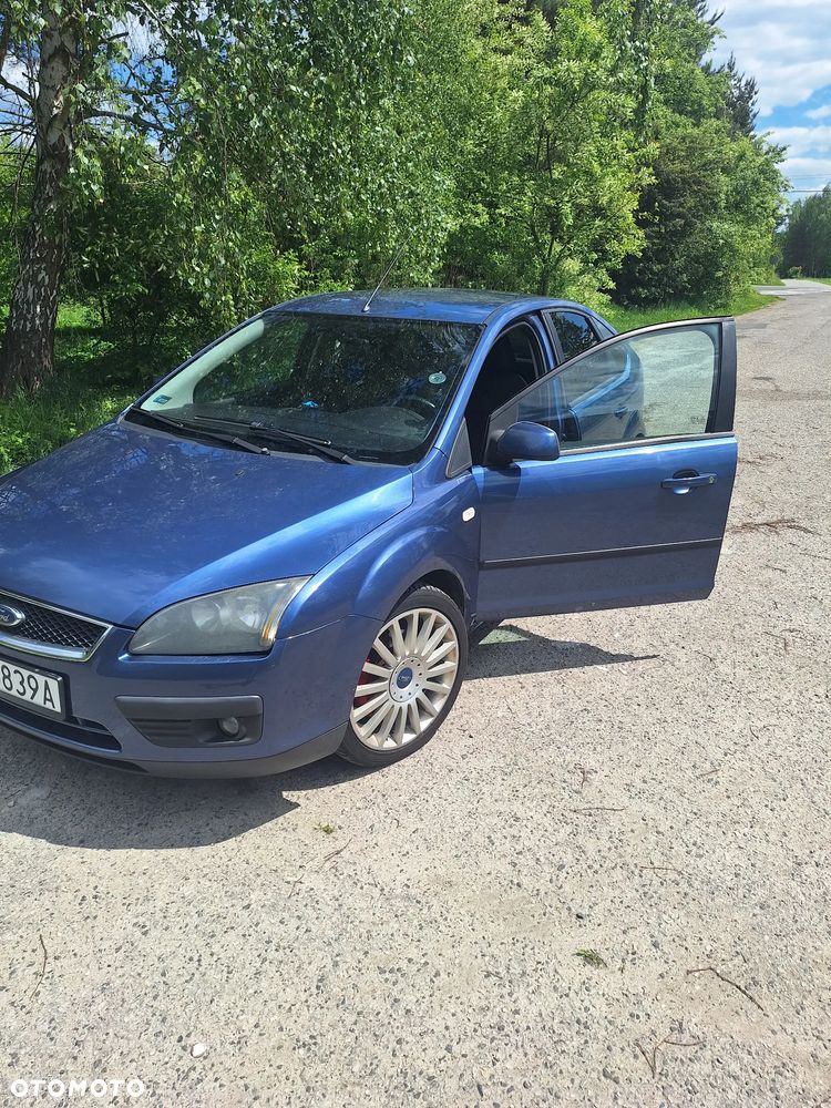 Ford Focus 2.0 16V Ghia - 5