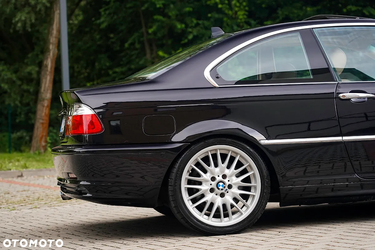 BMW Seria 3 330 Ci Edition Sport - 17