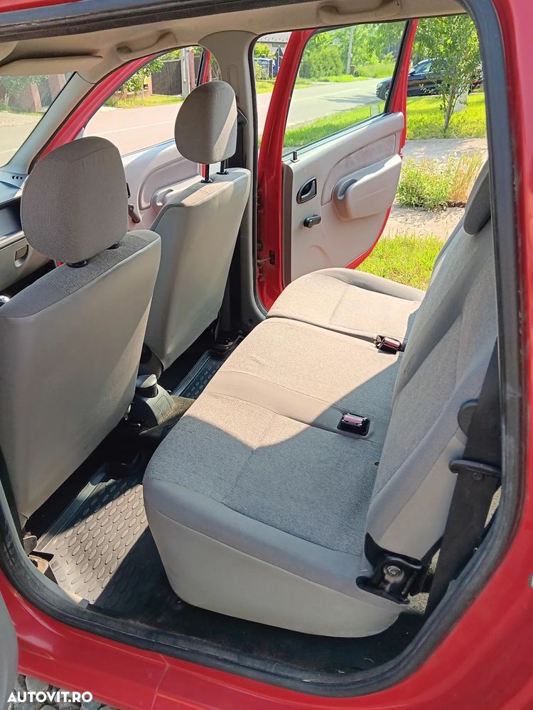 Dacia Logan Express 1.4 MPI - 11