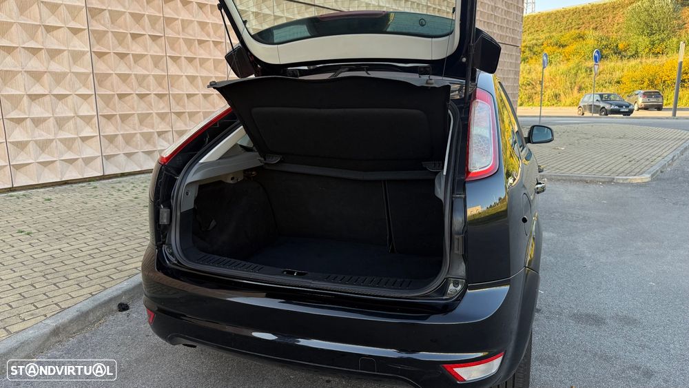 Ford Focus 1.6 TDCi Trend - 27