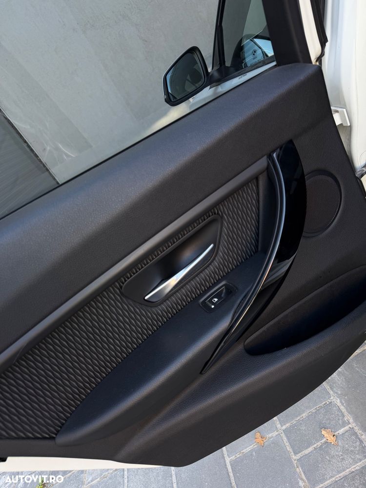 BMW 3 Series 2015 — imagine 30