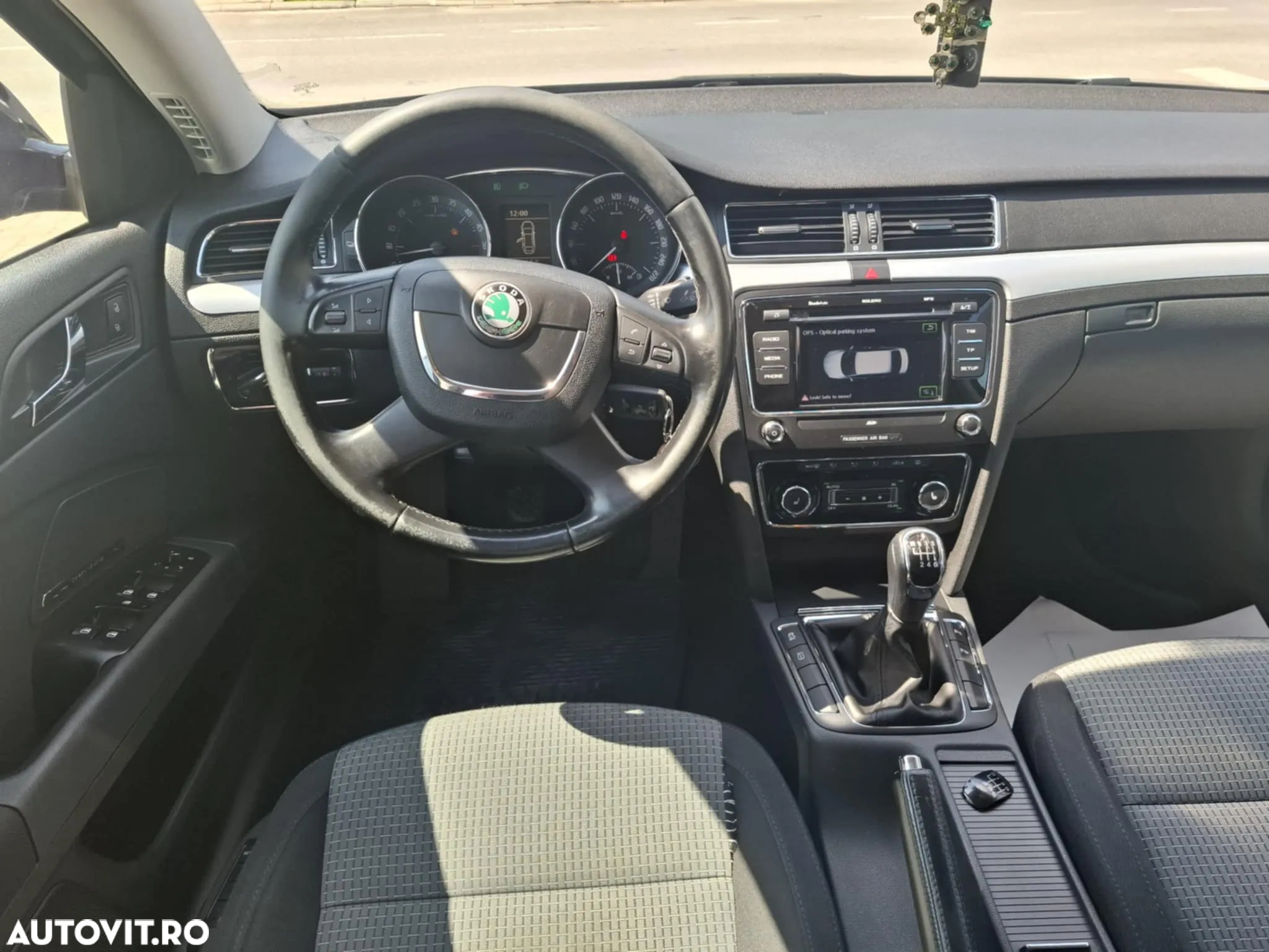 Skoda Superb 2.0 TDI Elegance - 16