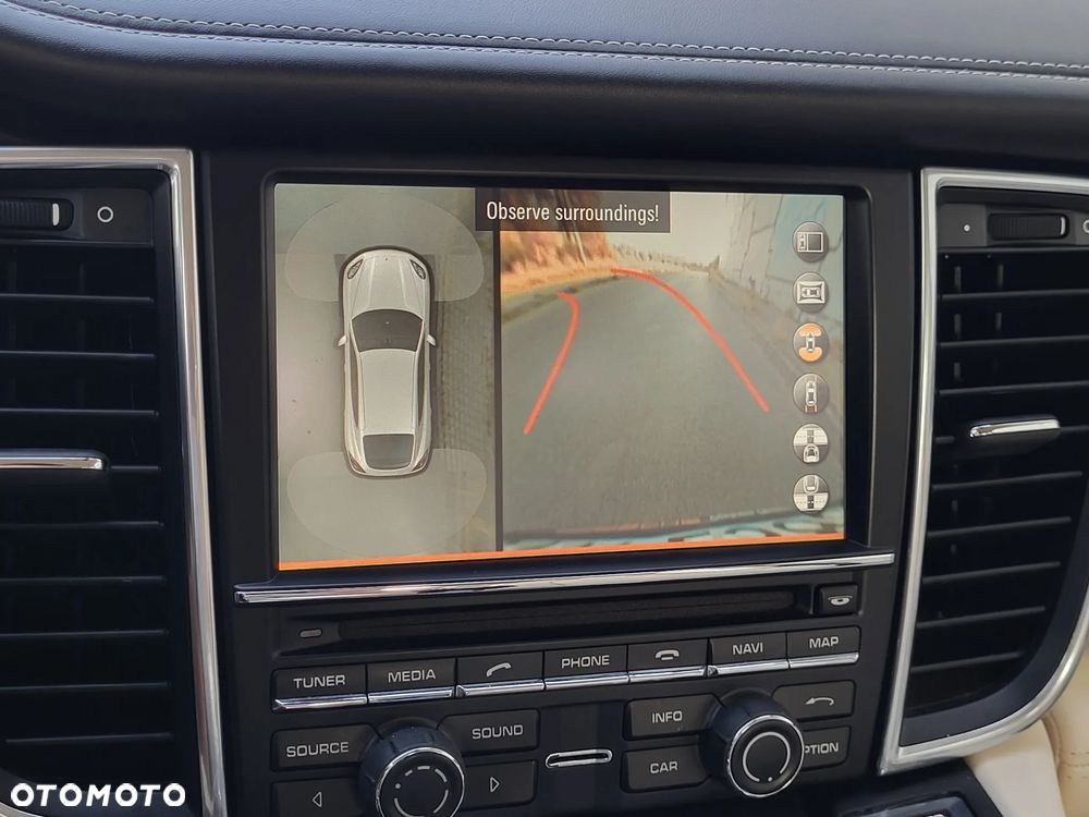 Porsche Panamera PDK - 14