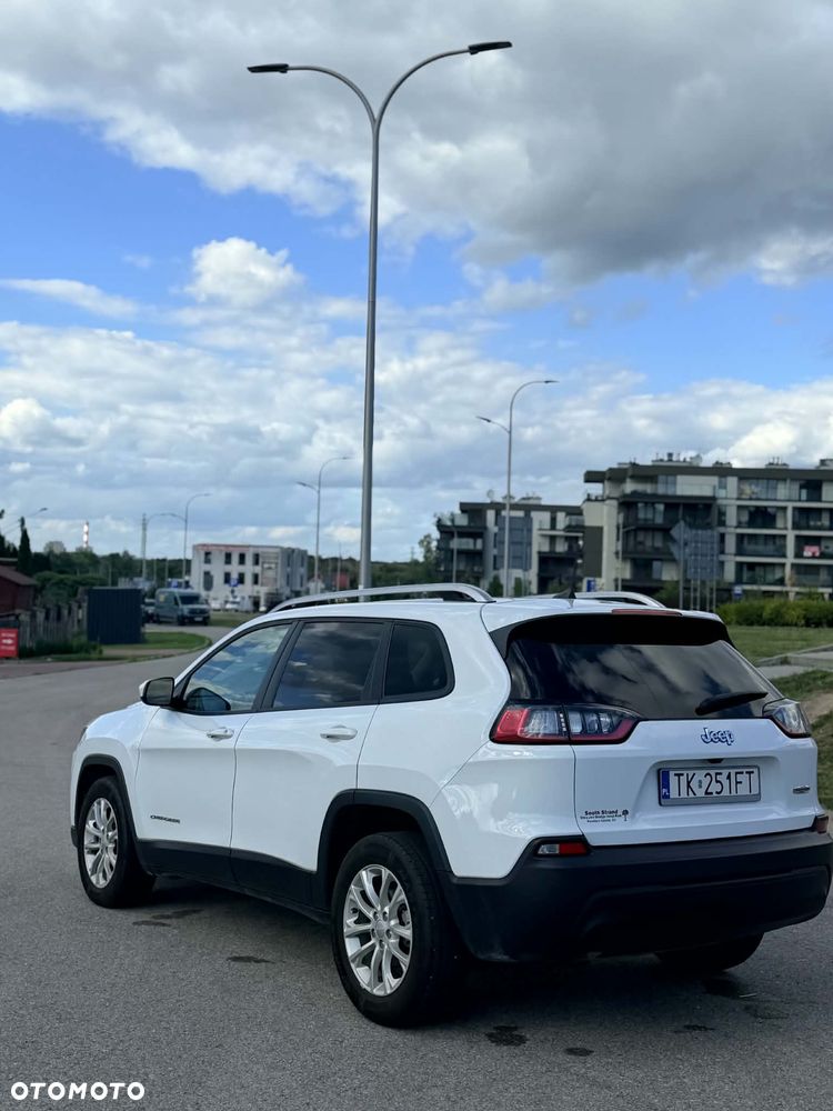 Jeep Cherokee - 3