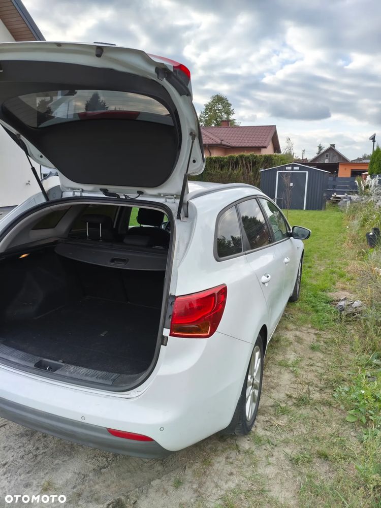Kia Ceed Cee'd 1.6 CRDi M - 11