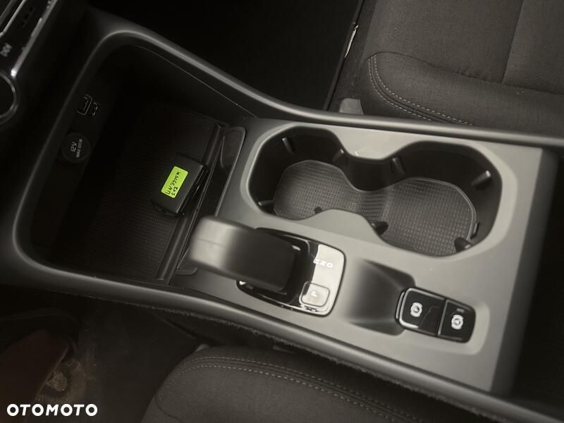 Volvo XC 40 T3 Momentum Core - 16