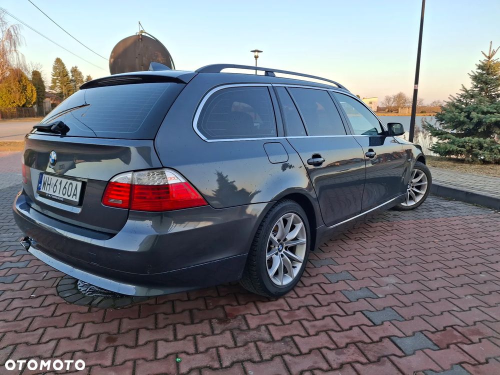 BMW Seria 5 - 32