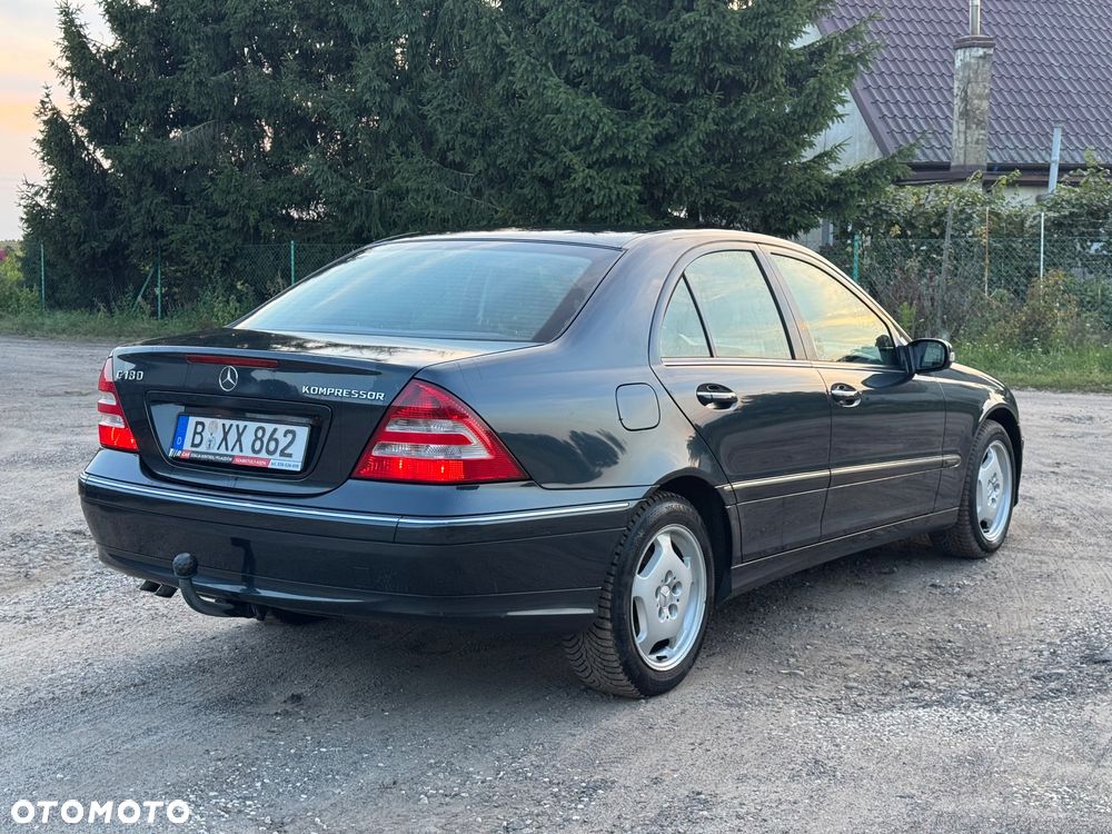 Mercedes-Benz Klasa C 180 Kompressor Classic - 8