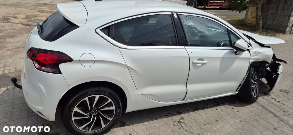 DS Automobiles DS 4 - 8