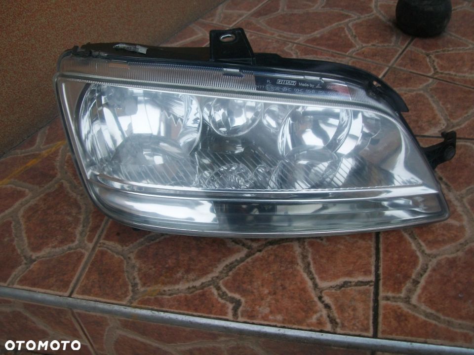 Lampa Fiat Multipla II europa - 2
