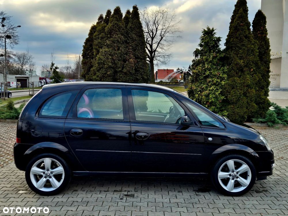 Opel Meriva 1.8 16V Innovation 110 Jahre - 4