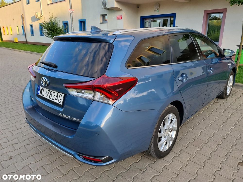 Toyota Auris 1.8 Executive - 5