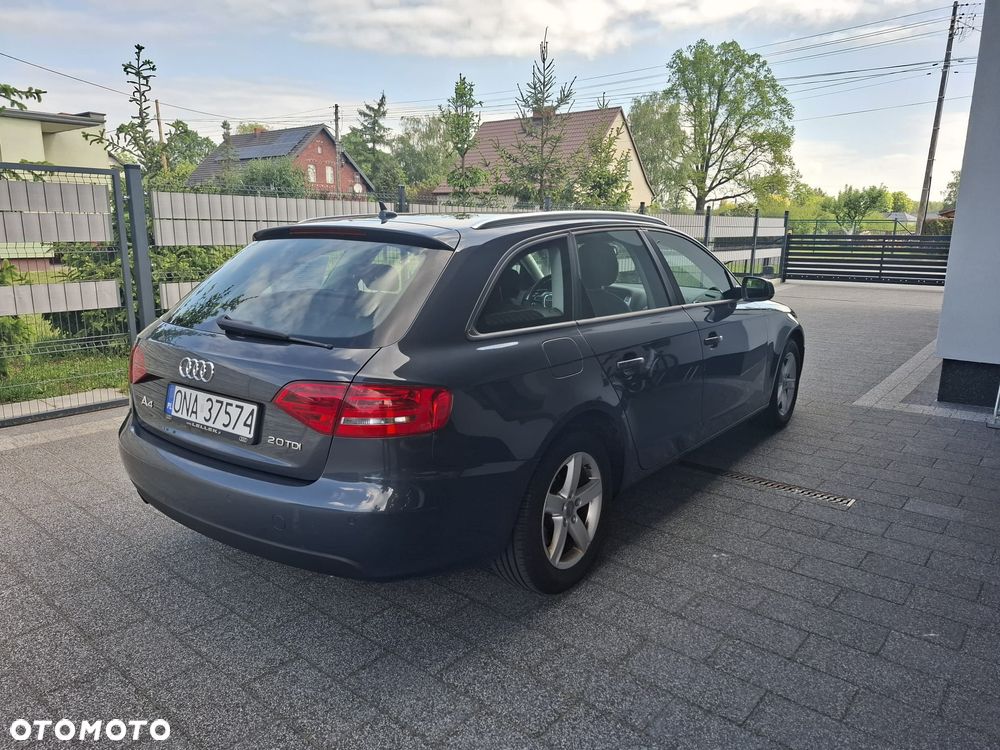 Audi A4 Avant 2.0 TDI - 4