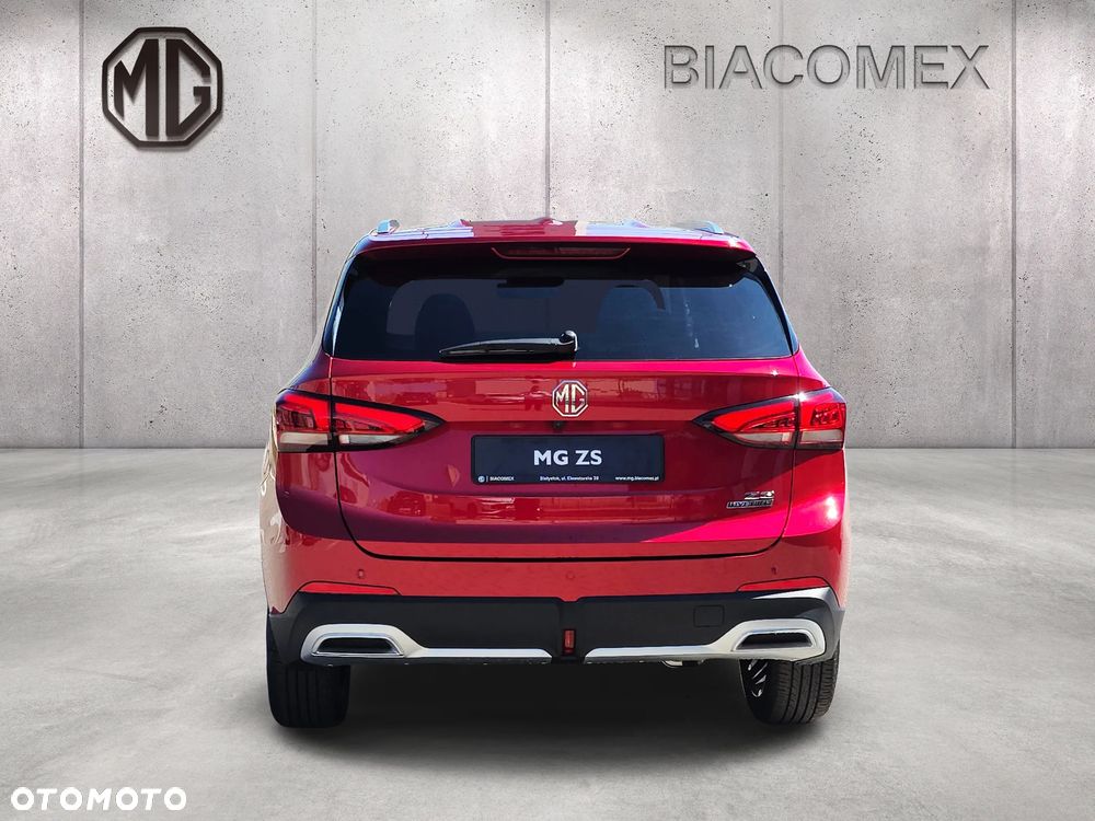 MG ZS Hybrid+ - 4