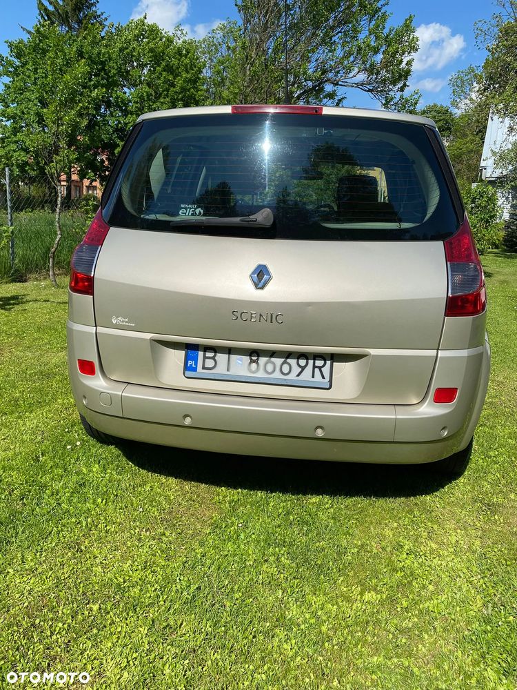 Renault Scenic 1.9 dCi Luxe Privilege - 9