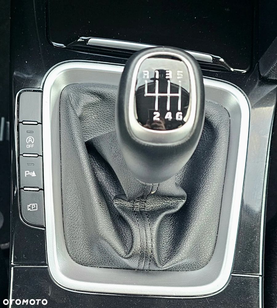 Kia Ceed 1.5 T-GDI OPF Platinum Edition - 22