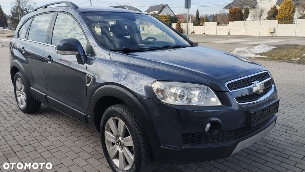 Chevrolet Captiva 2.0 4WD 7 Sitzer Automatik LT Exclusive - 9