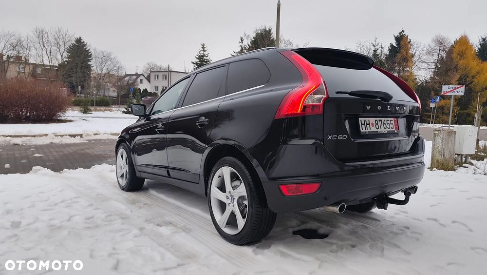 Volvo XC 60 D5 AWD RDesign - 22