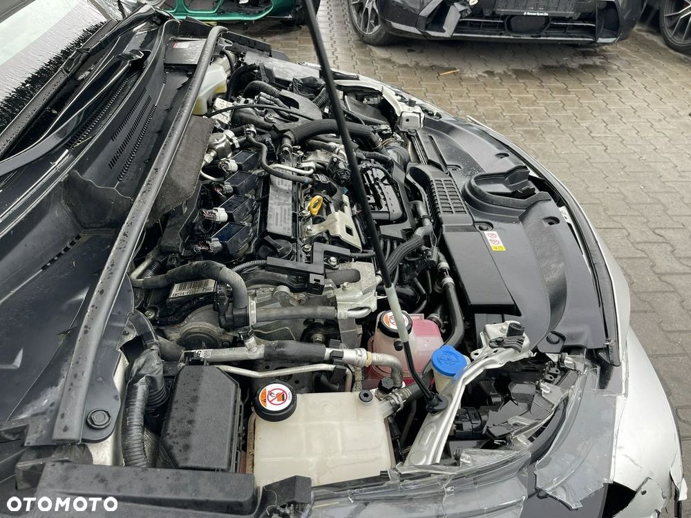 Toyota Corolla 2.0 Hybrid Comfort - 15