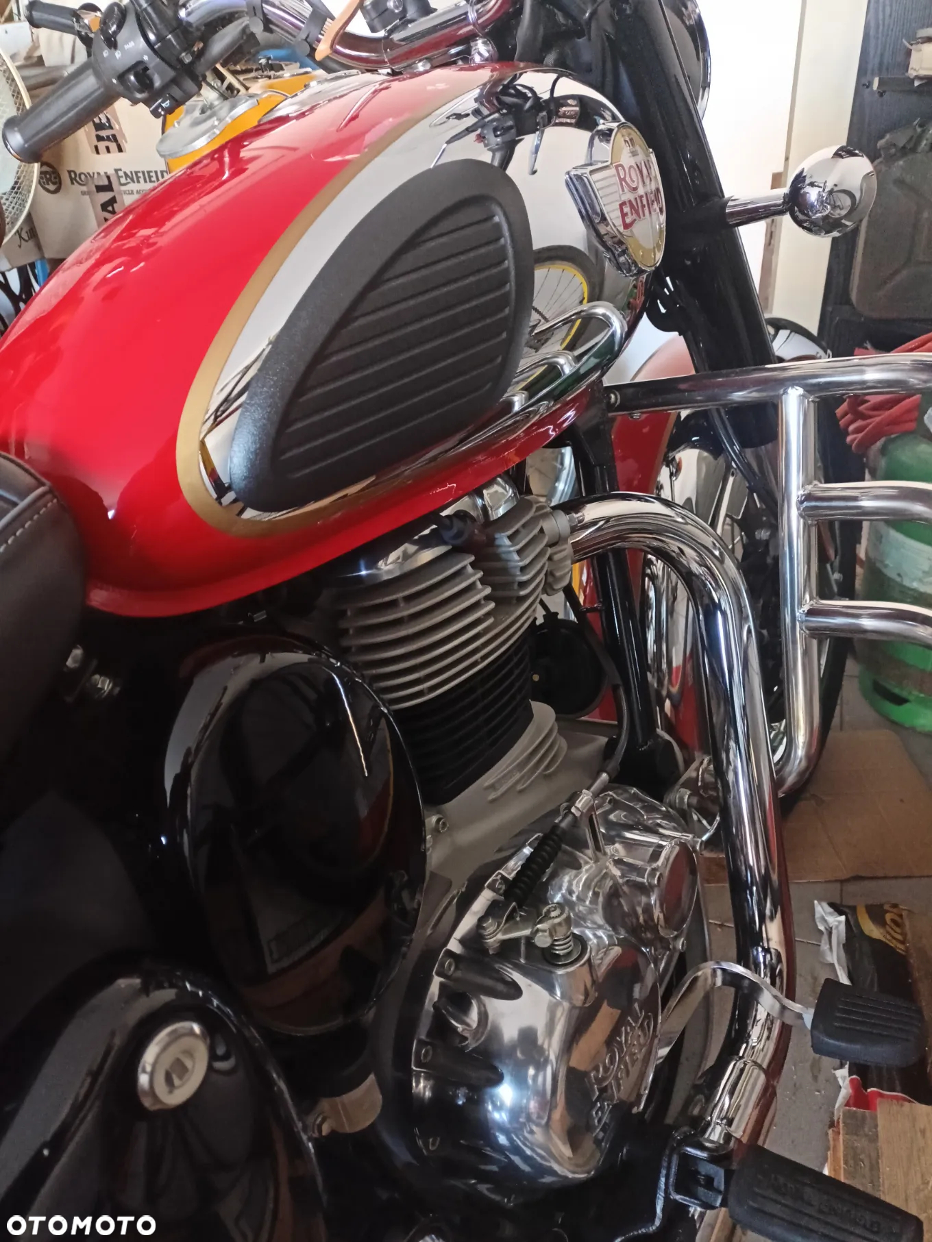 Royal Enfield Classic - 15