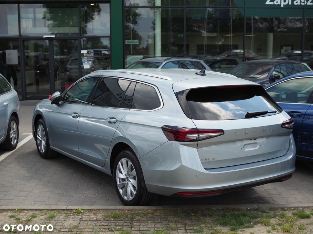 Skoda Superb 1.5 TSI mHEV Drive DSG - 3