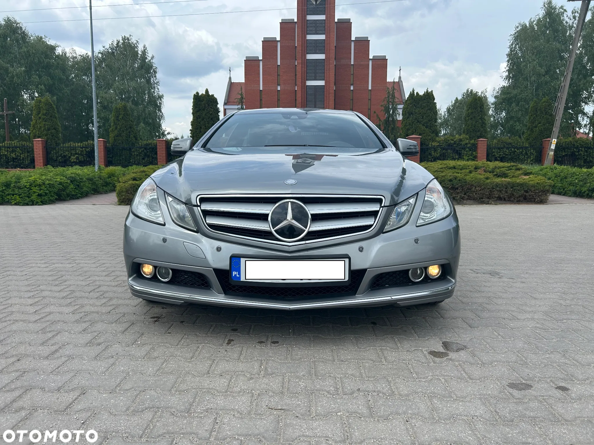 Mercedes-Benz Klasa E 250 CGI BlueEffICIENCY - 9