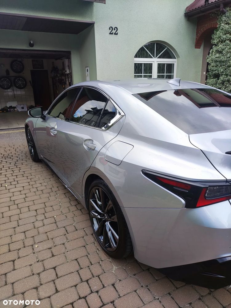 Lexus IS - 6