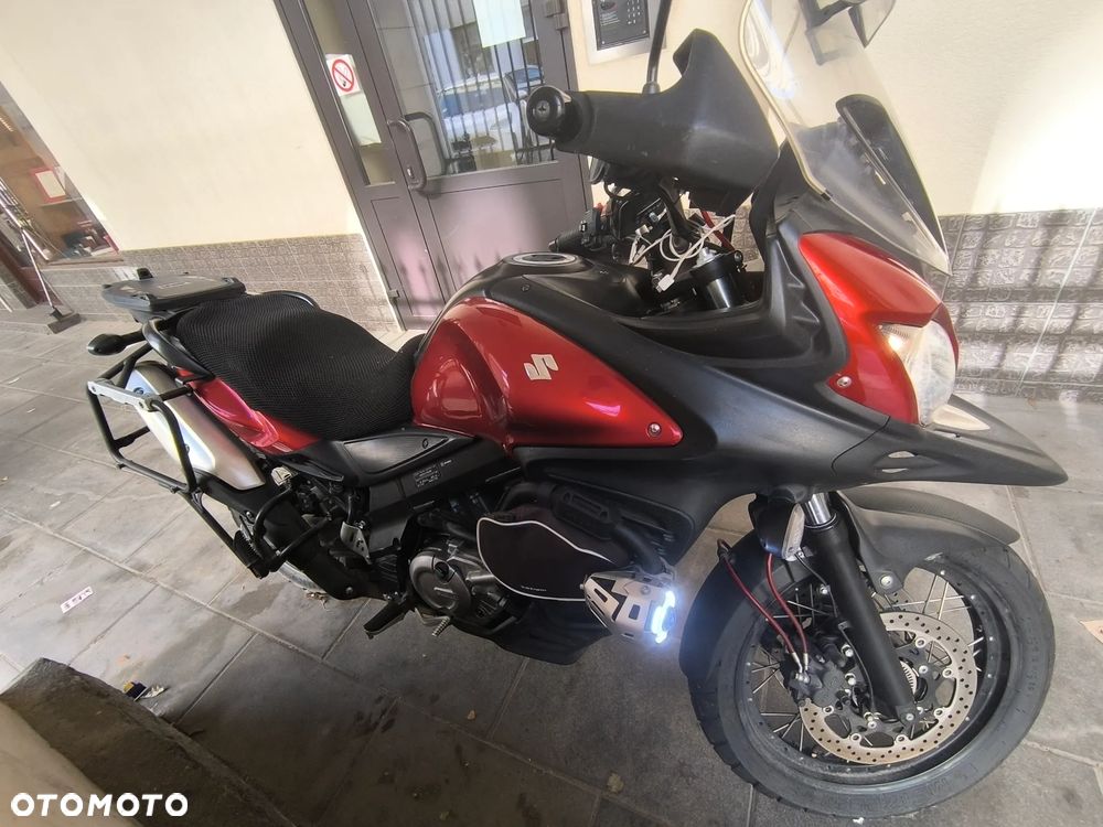Suzuki V-STROM - 8