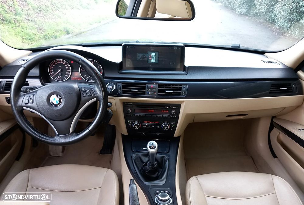 BMW 320 d Navigation - 8