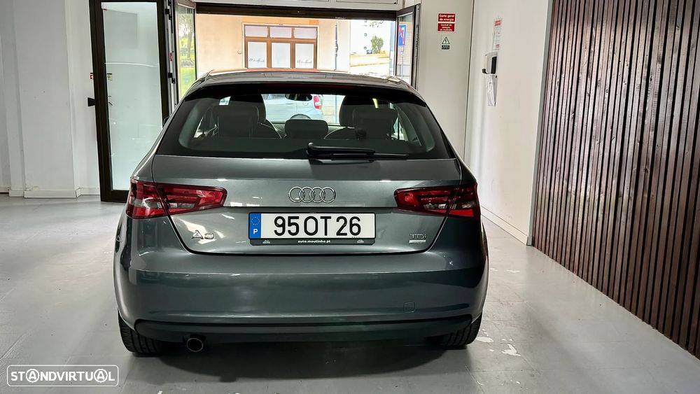 Audi A3 1.6 TDI Attraction Ultra - 6