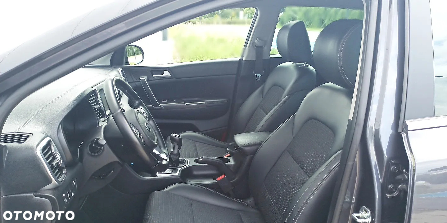 Kia Sportage 1.7 CRDI 2WD Dream-Team Edition - 18